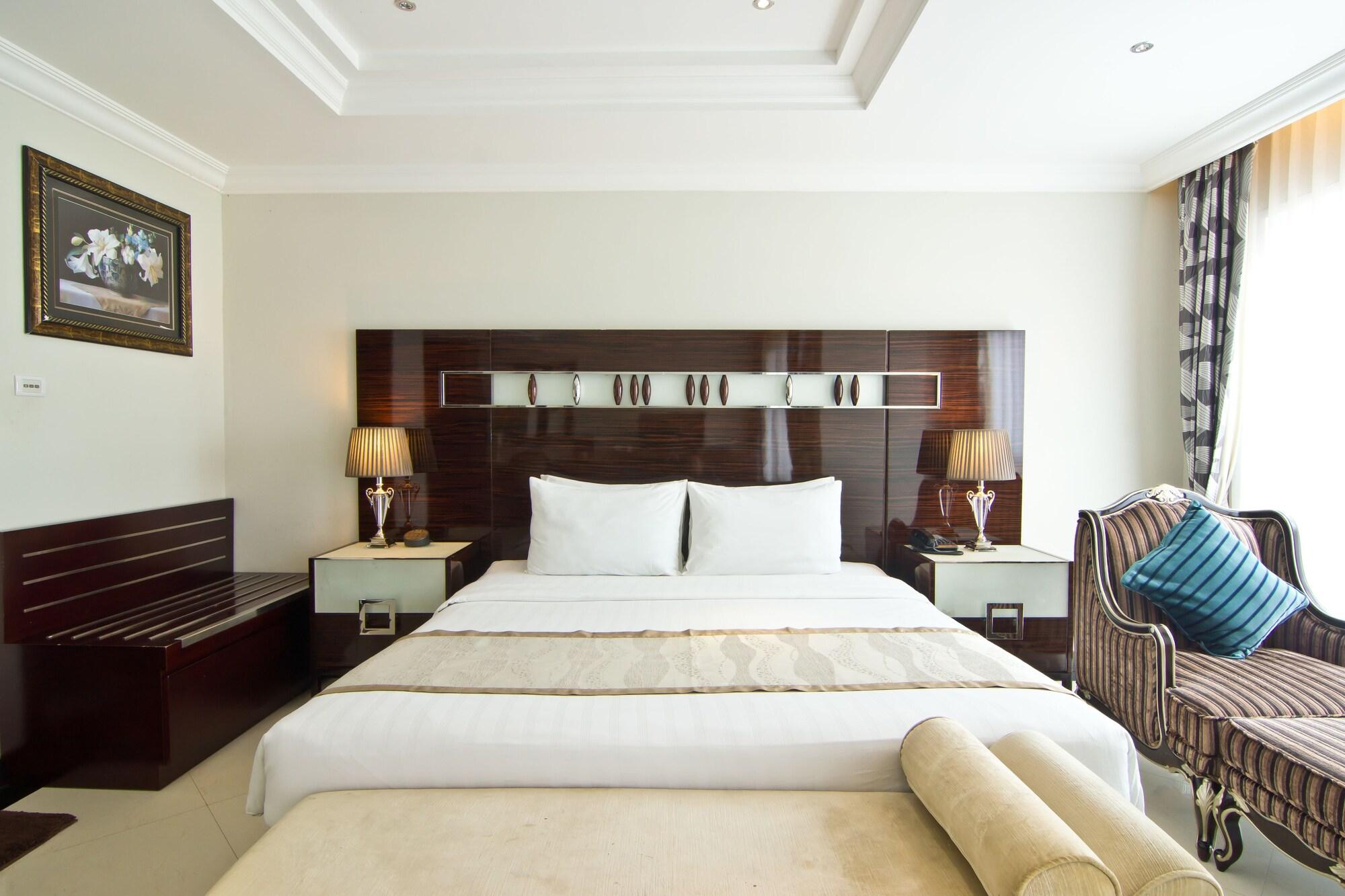 Lk Royal Wing Hotel Pattaya Exterior foto