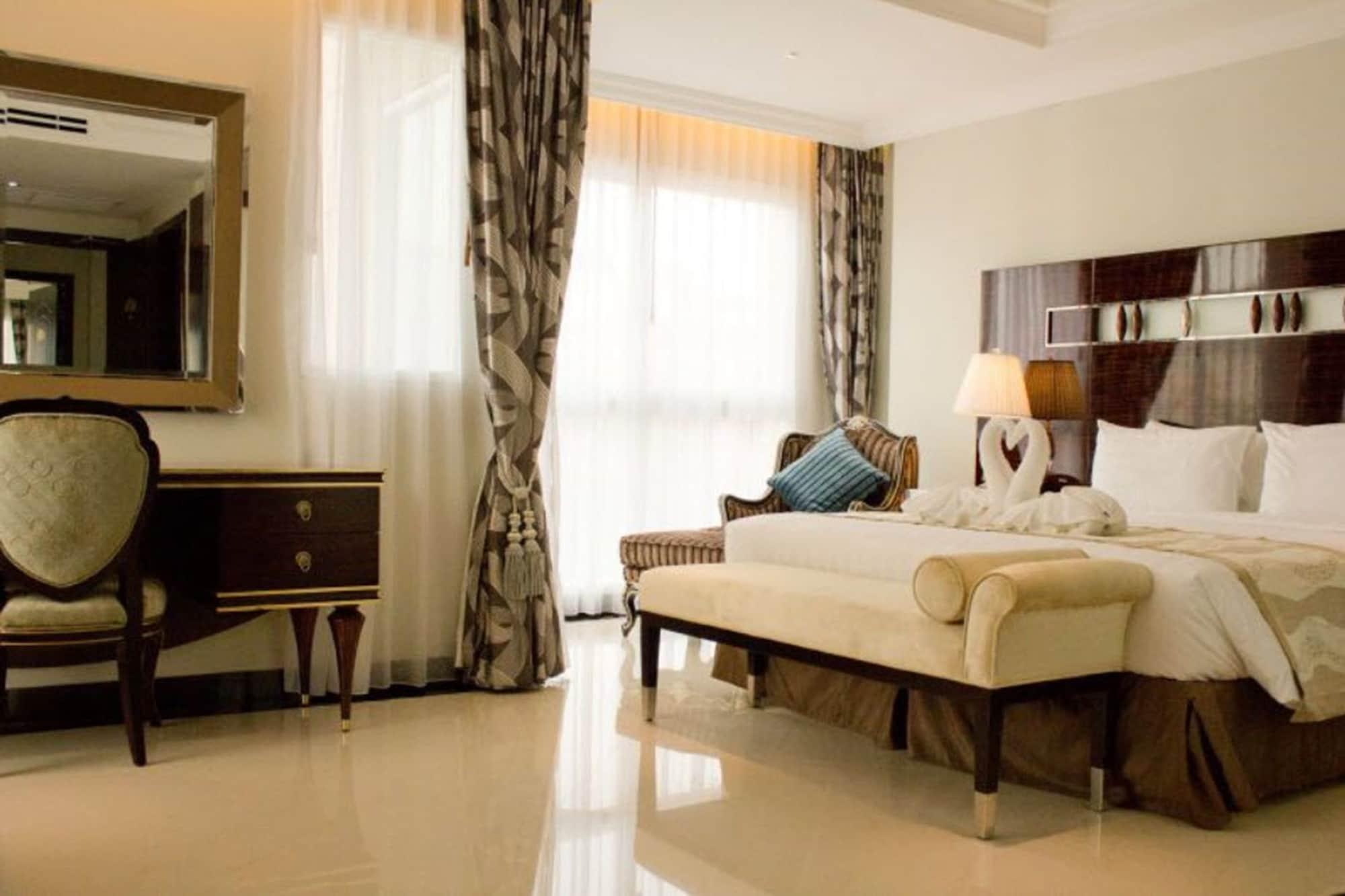 Lk Royal Wing Hotel Pattaya Exterior foto